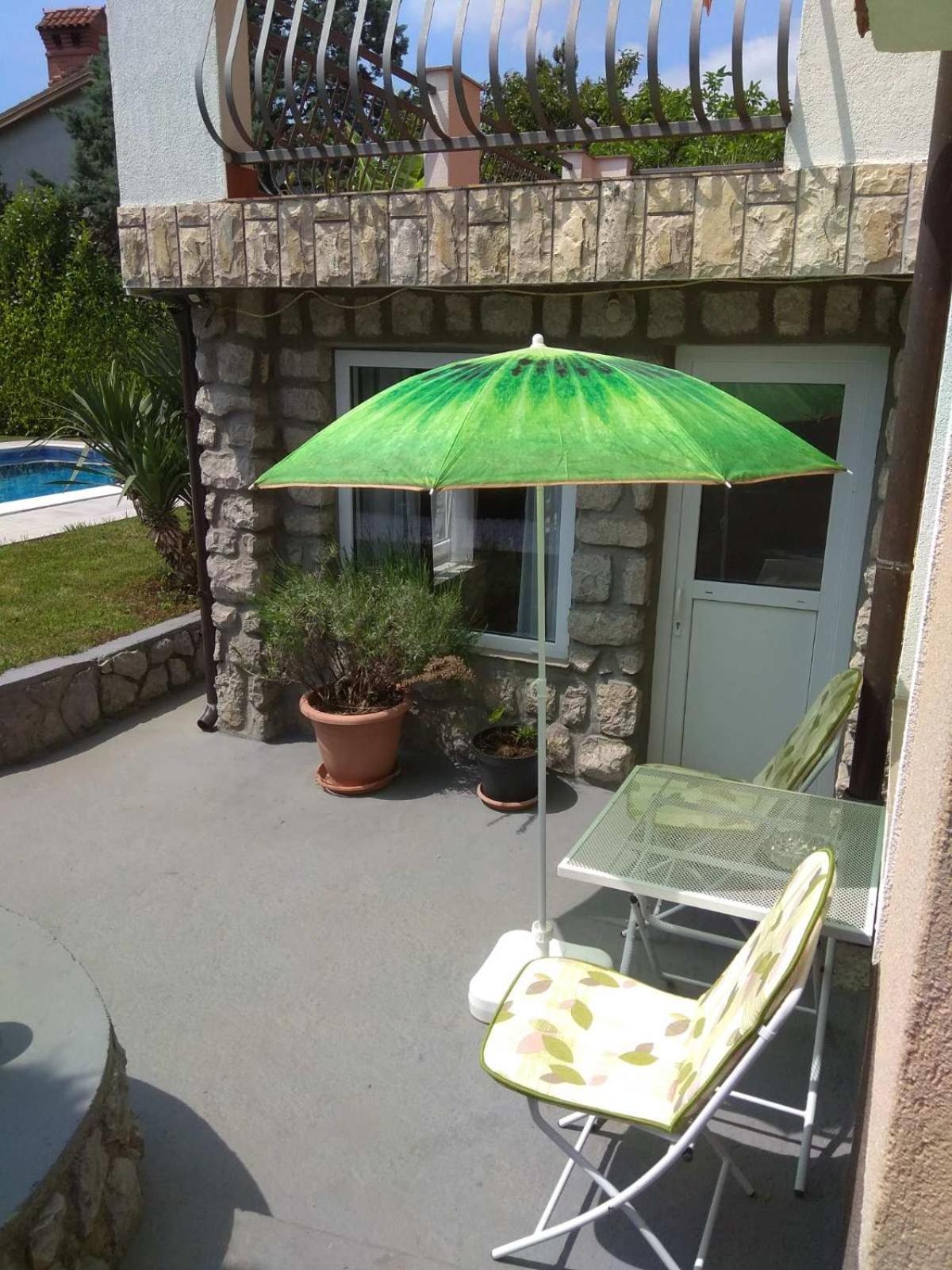 Apartman Marija カスタヴ エクステリア 写真