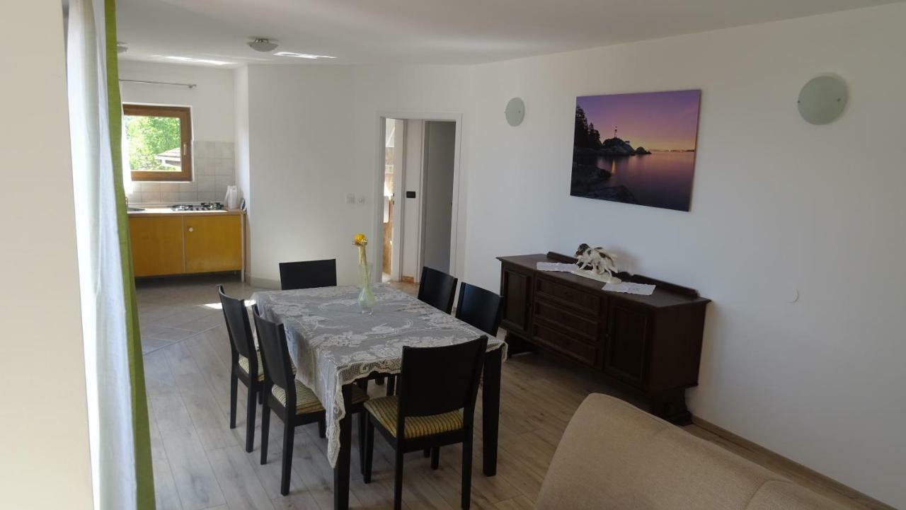 Apartman Marija カスタヴ エクステリア 写真