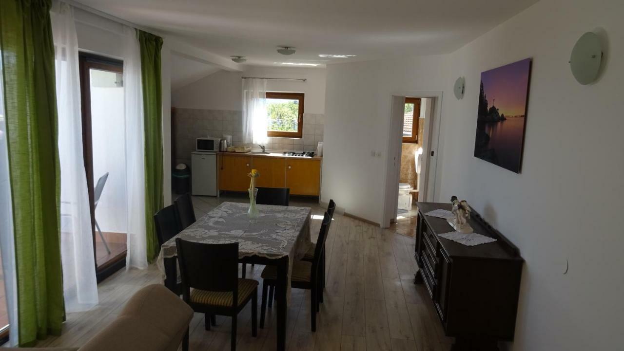 Apartman Marija カスタヴ エクステリア 写真