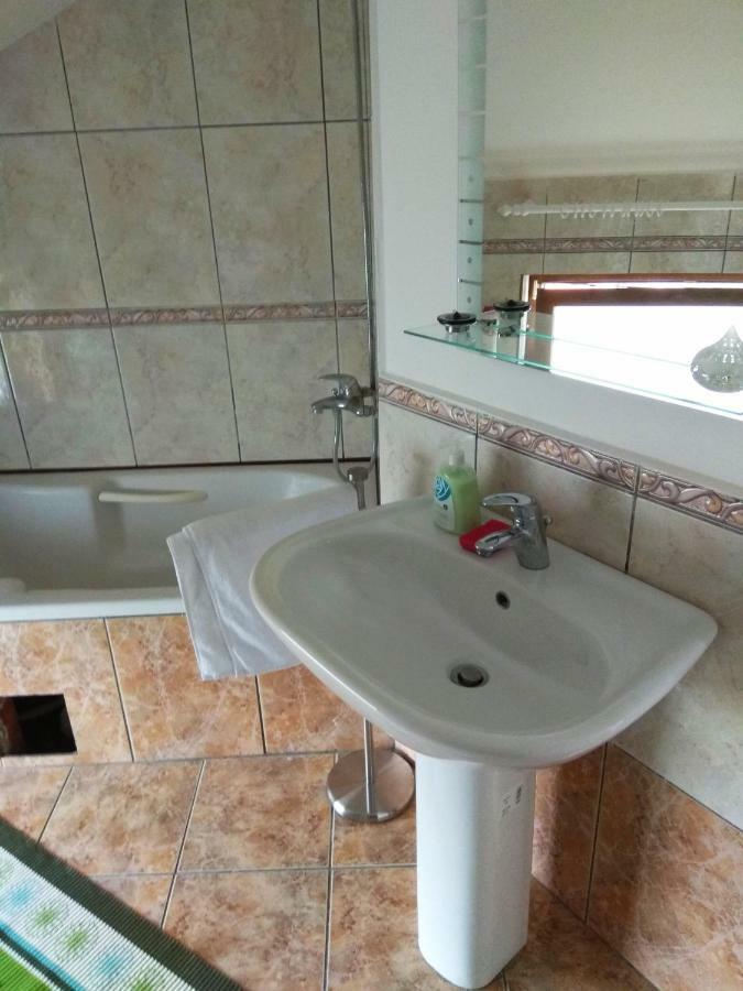 Apartman Marija カスタヴ エクステリア 写真